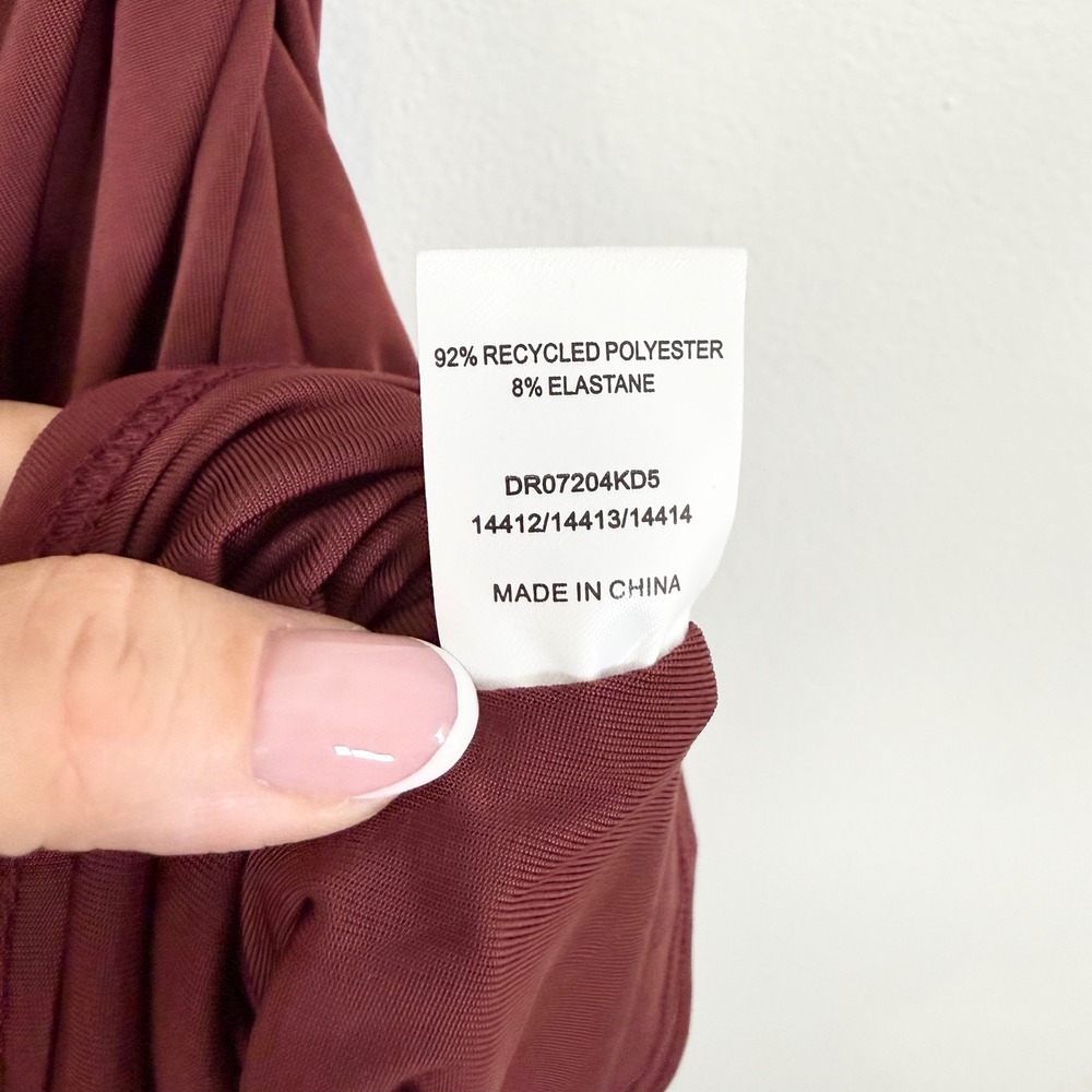 MESHKI Dakoda Slinky Off Shoulder Mini Dress Wine Size S - Picture 7 of 8